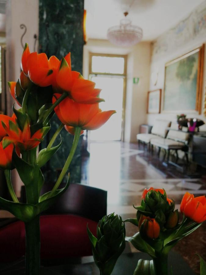 Hotel Verdi Boutique Hotel Parma Luaran gambar